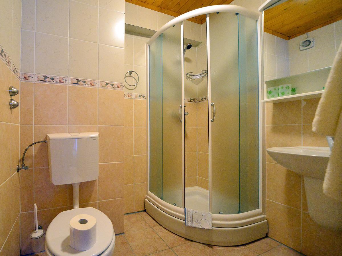 Kod Korita Rooms Crni Lug Extérieur photo